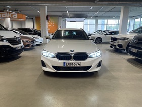 BMW 330 vaihtoauto