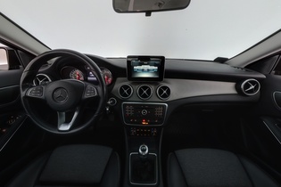 Mercedes-Benz GLA vaihtoauto