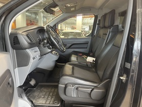 Opel Vivaro vaihtoauto