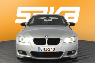 BMW 325 vaihtoauto