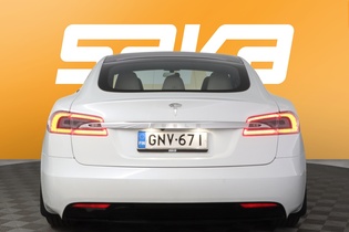 Tesla Model S vaihtoauto