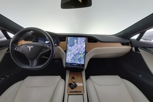Tesla Model S vaihtoauto
