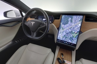 Tesla Model S vaihtoauto