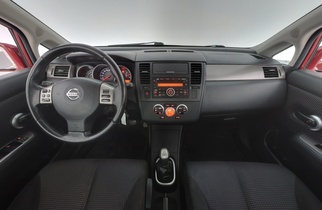 Nissan Tiida vaihtoauto