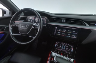 Audi e-tron vaihtoauto