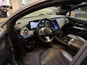 Mercedes-Benz EQE vaihtoauto