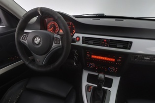 BMW 320 vaihtoauto
