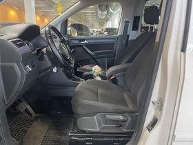 Volkswagen Caddy Maxi vaihtoauto