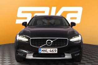 Volvo V90 Cross Country vaihtoauto
