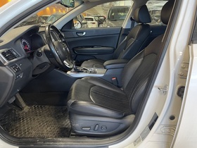 Kia Optima vaihtoauto