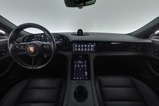 Porsche Taycan vaihtoauto