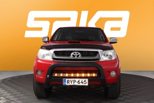 Toyota Hilux vaihtoauto
