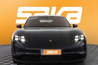 Porsche Taycan vaihtoauto