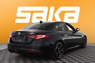Alfa Romeo Giulia vaihtoauto