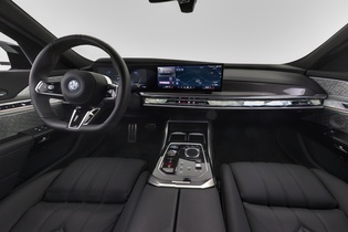 BMW i7 vaihtoauto
