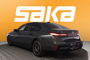 BMW i7 vaihtoauto