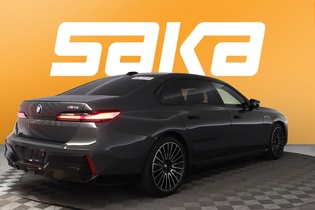 BMW i7 vaihtoauto