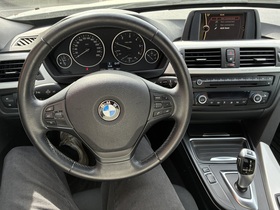 BMW 320 vaihtoauto