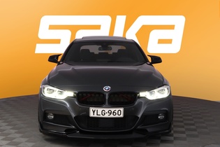 BMW 330 vaihtoauto