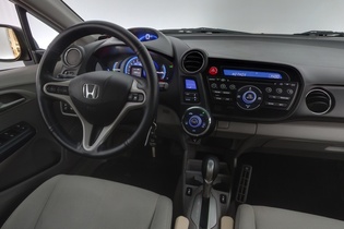 Honda Insight vaihtoauto