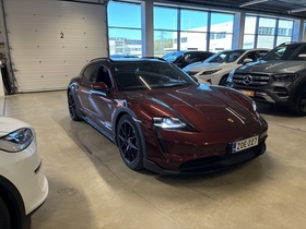 Porsche Taycan vaihtoauto
