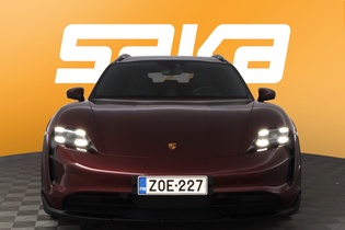 Porsche Taycan vaihtoauto