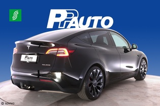 Tesla Model Y vaihtoauto