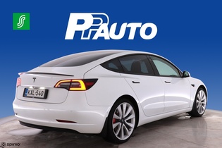 Tesla Model 3 vaihtoauto