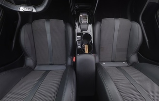 Peugeot e-208 vaihtoauto