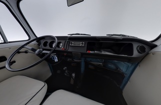 Volkswagen Kleinbus vaihtoauto