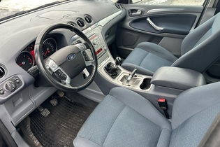 Ford S-MAX vaihtoauto