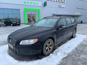 Volvo V70 vaihtoauto