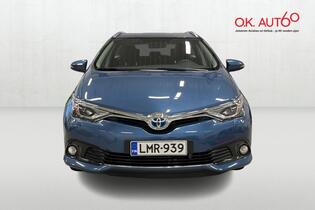Toyota Auris vaihtoauto