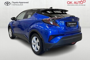 Toyota C-HR vaihtoauto