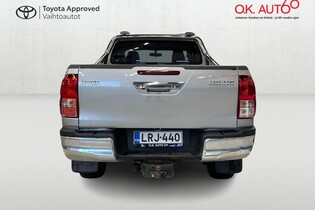 Toyota Hilux vaihtoauto