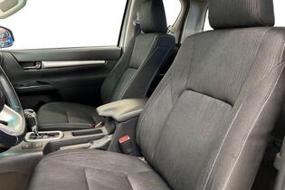 Toyota Hilux vaihtoauto