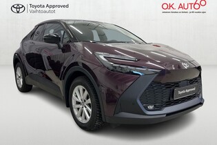 Toyota C-HR vaihtoauto