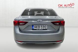 Toyota Avensis vaihtoauto