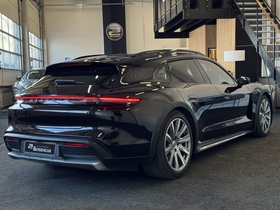 Porsche Taycan vaihtoauto