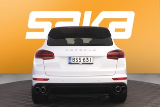 Porsche Cayenne vaihtoauto