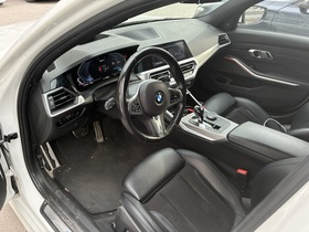BMW 330 vaihtoauto