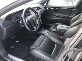 Tesla Model S vaihtoauto