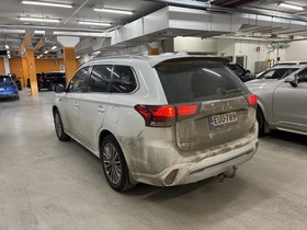 Mitsubishi Outlander PHEV vaihtoauto