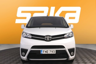Toyota Proace Verso vaihtoauto