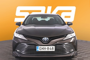 Toyota Camry vaihtoauto