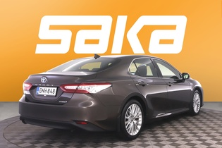 Toyota Camry vaihtoauto