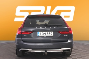 Volvo V90 Cross Country vaihtoauto