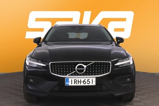 Volvo V60 Cross Country vaihtoauto