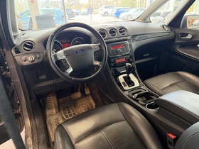 Ford Galaxy vaihtoauto