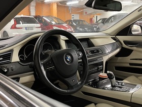 BMW 740 vaihtoauto
